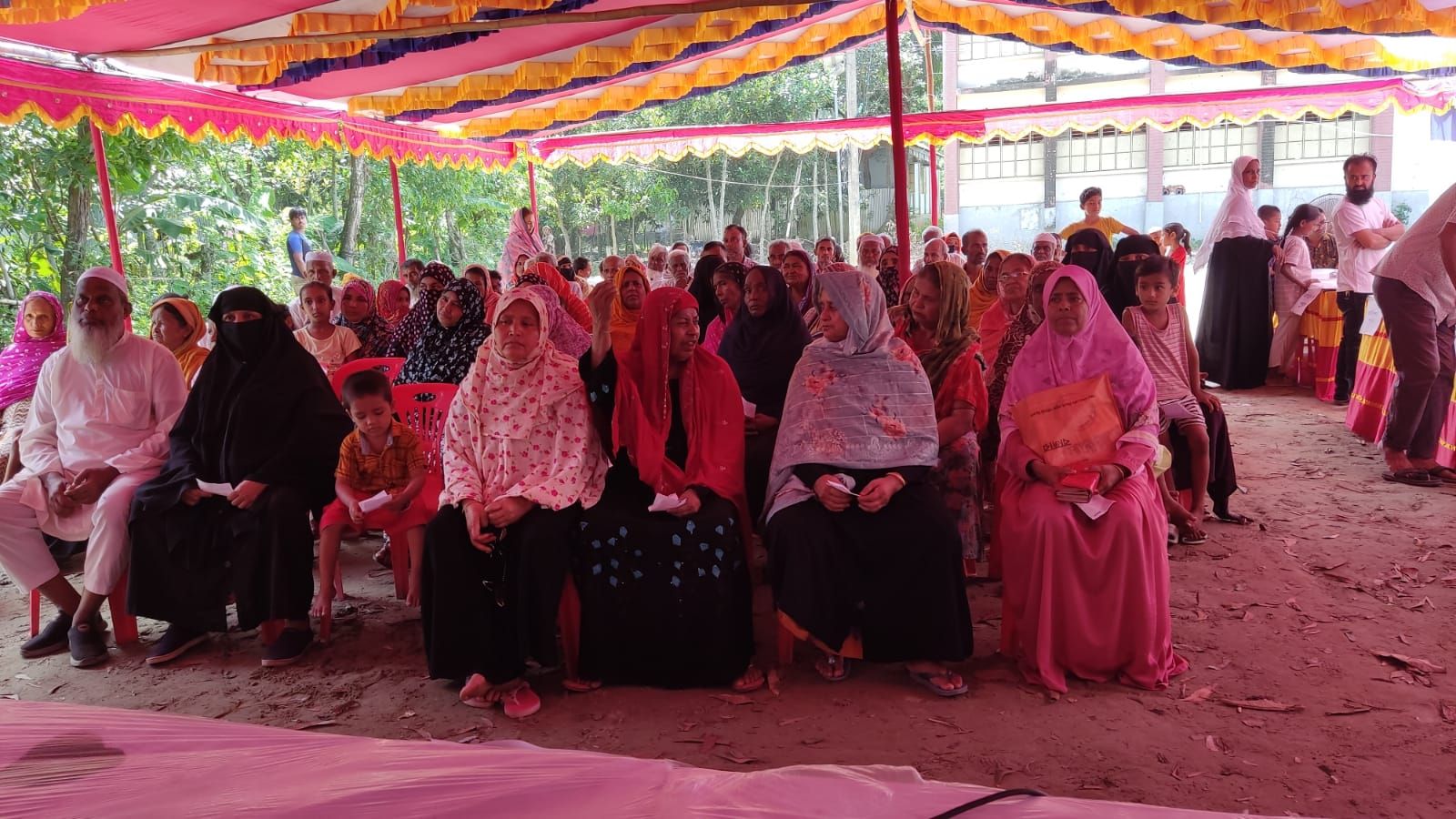 Residents at a district discussion meeting.