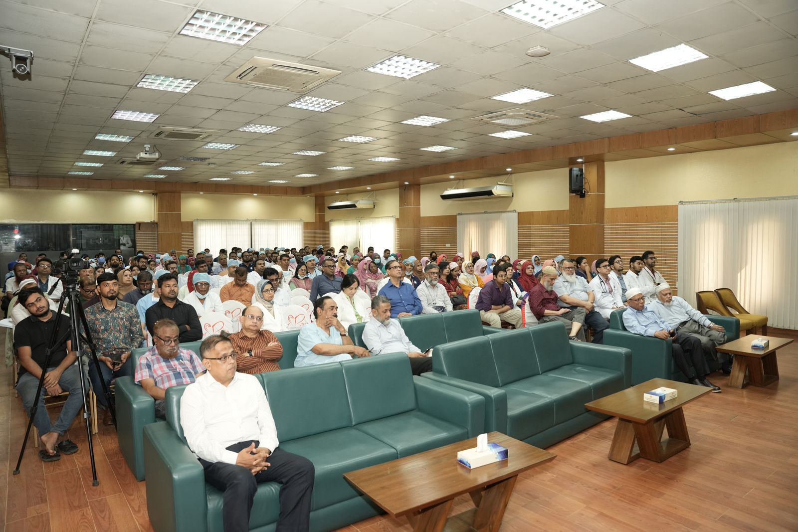 The audience in the seminar hall.